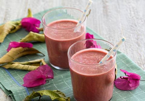 SMOOTHIE ΣΟΚΟΛΑΤΑ ΜΕ ΠΑΝΤΖΑΡΙ & ΦΟΥΝΤΟΥΚΙΑ